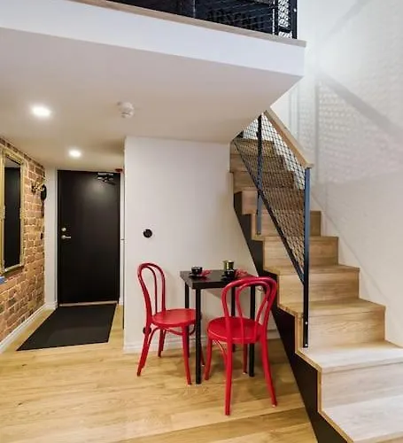 Loft Black And Red Lejlighed